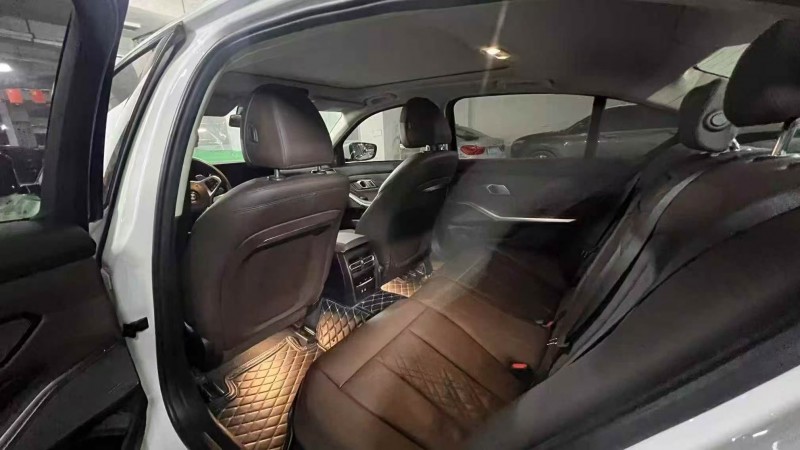 台州23年宝马3系7