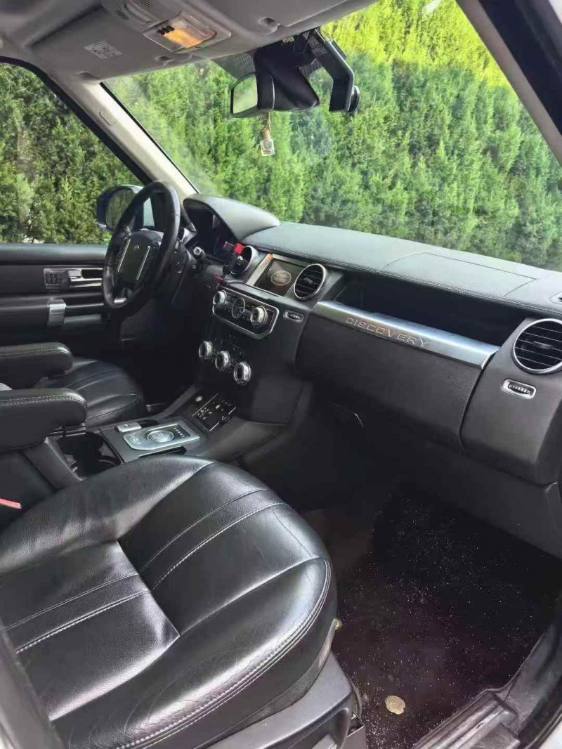 青岛16年路虎发现4