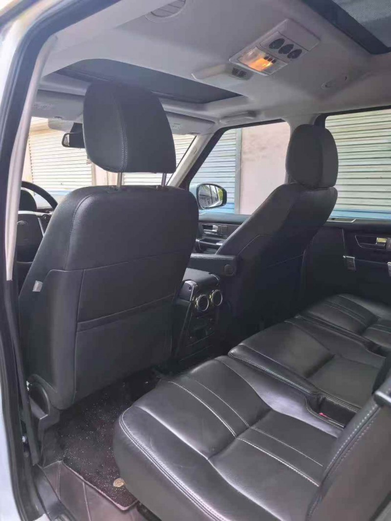 青岛16年路虎发现6