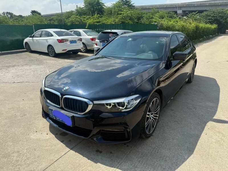 中山18年宝马5系5