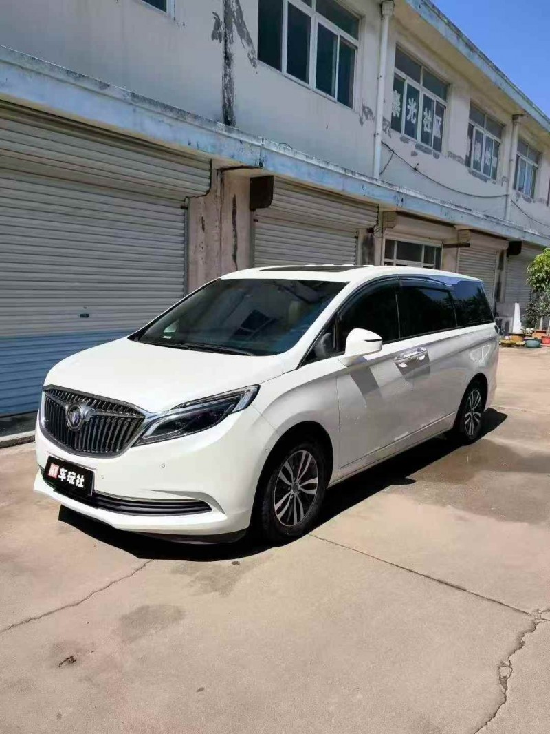 东营16年别克GL82