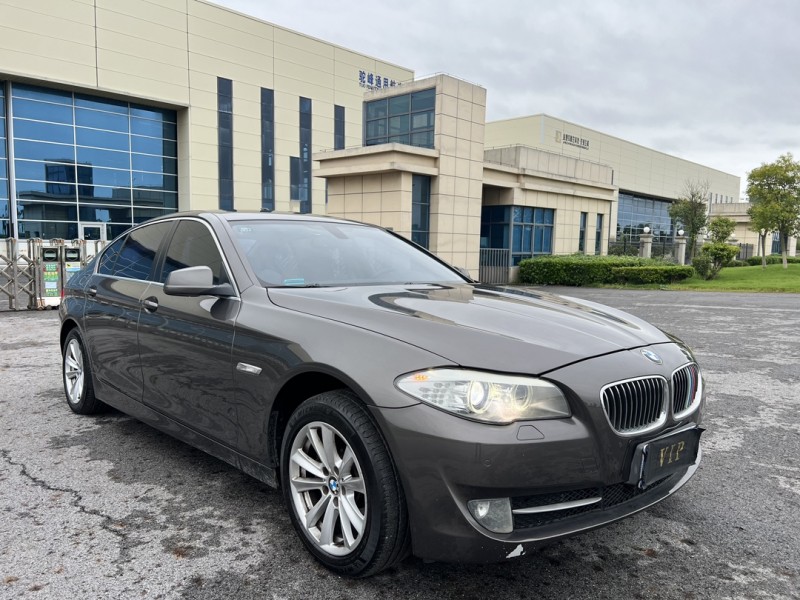 盐城13年宝马5系3