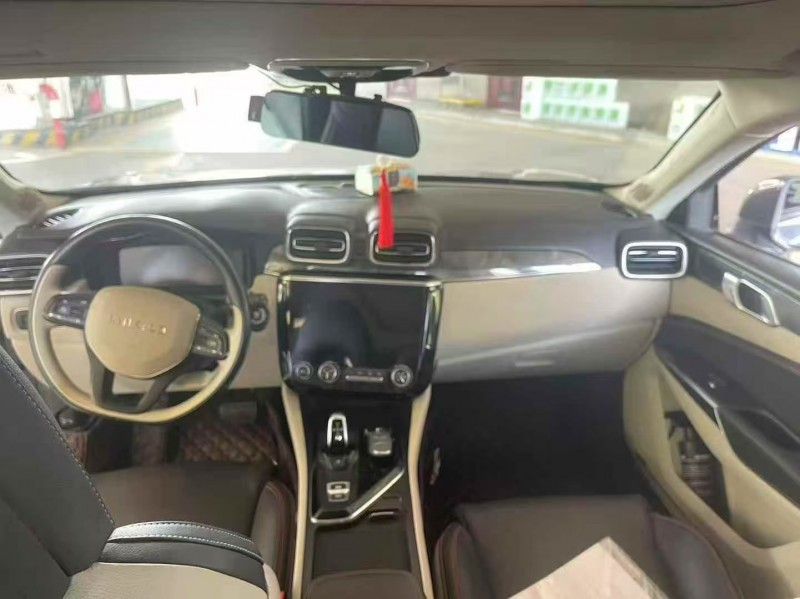 济宁19年领克024