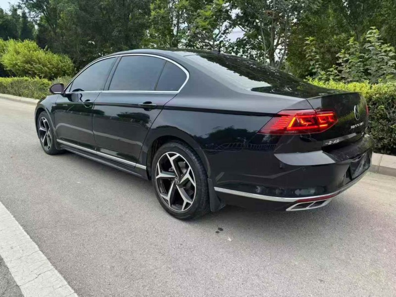 潍坊23年大众迈腾8