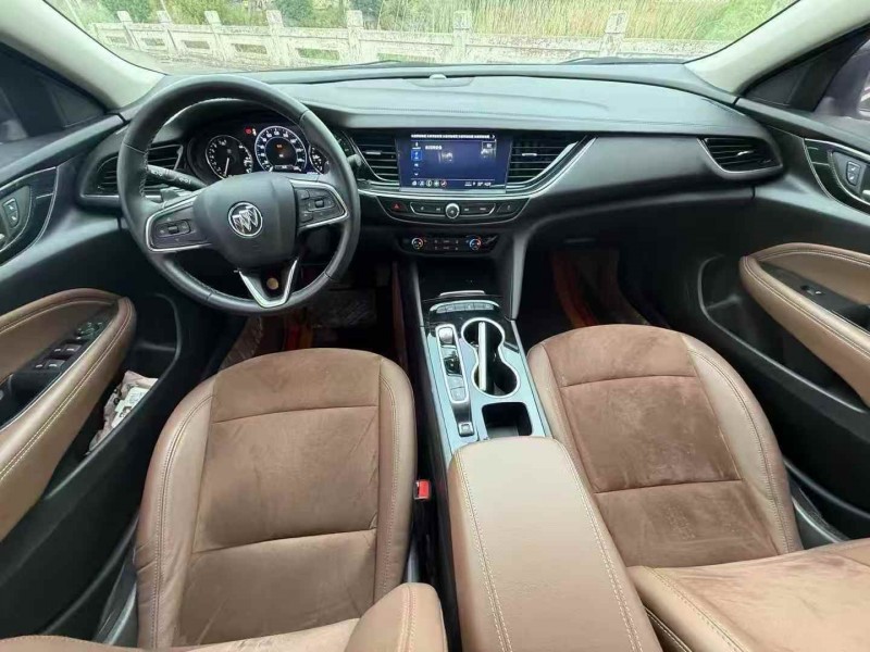 连云港22年别克君威5