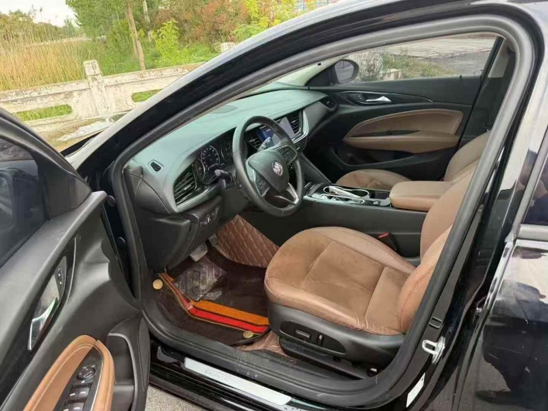 连云港22年别克君威6