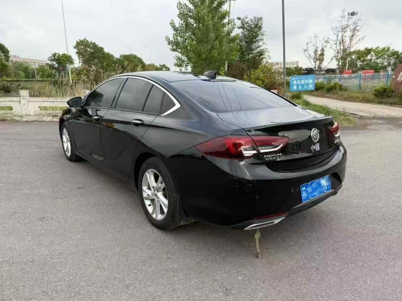 连云港22年别克君威8