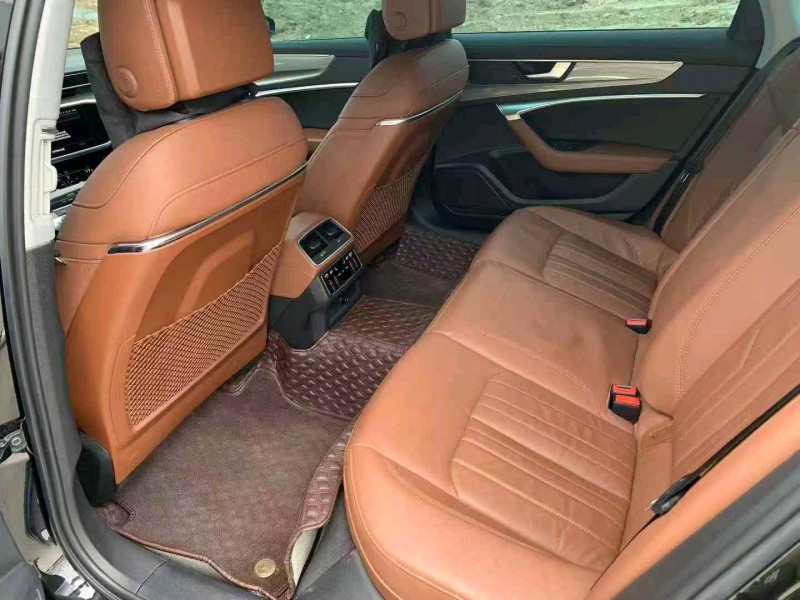 济宁21年奥迪A6L6