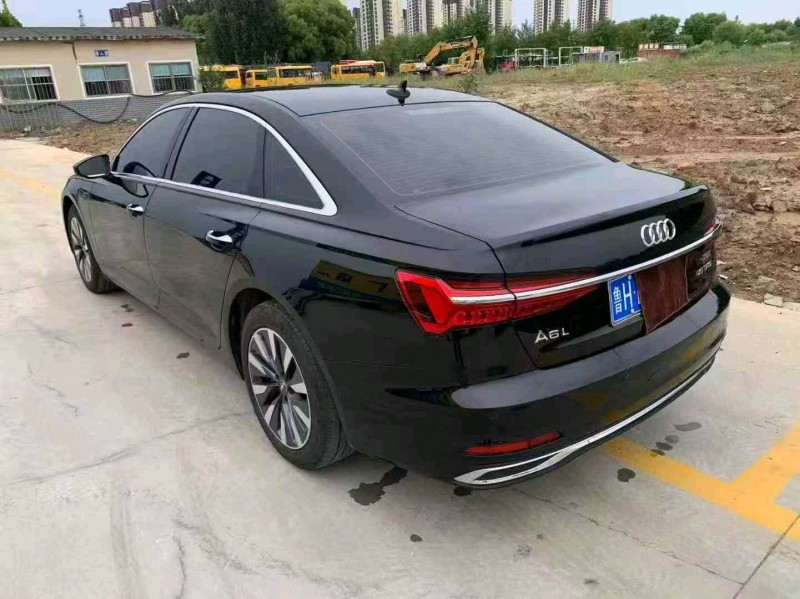 济宁21年奥迪A6L7