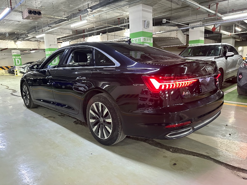 成都21年奥迪A6L7