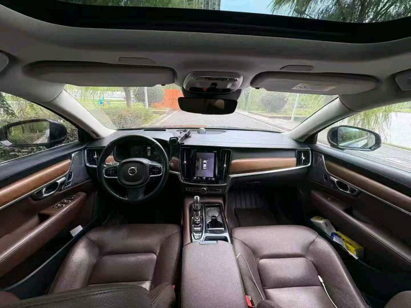 南昌20年沃尔沃S904