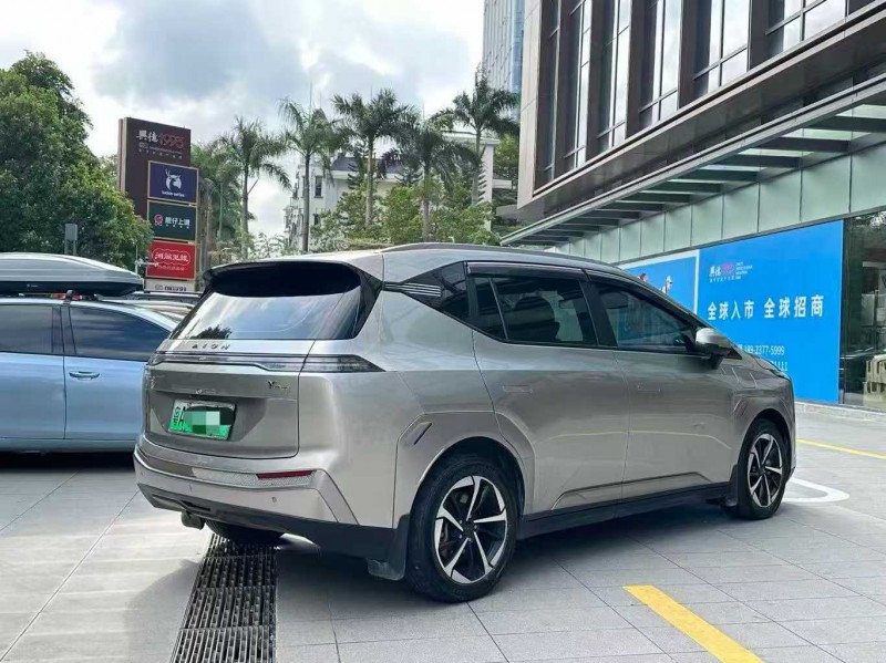 深圳23年传祺埃安Y8