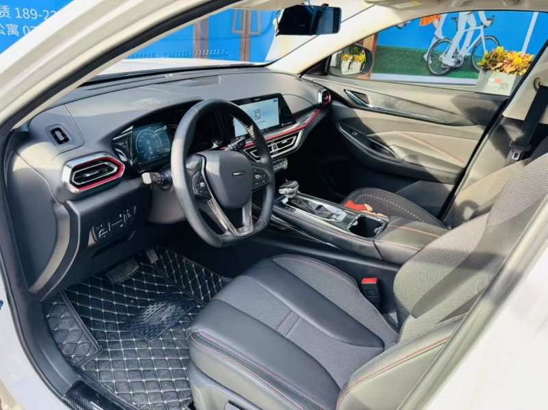 深圳22年长安汽车欧尚7