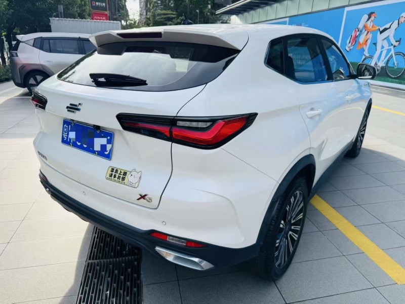 深圳22年长安汽车欧尚9