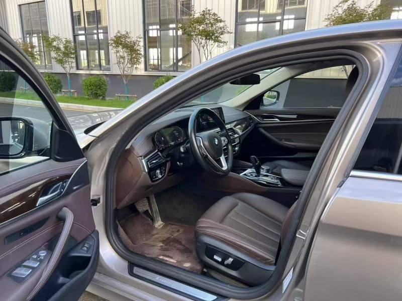 徐州20年宝马5系6