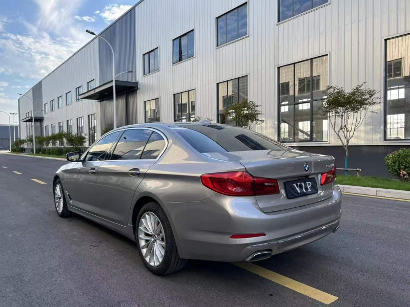 徐州20年宝马5系8