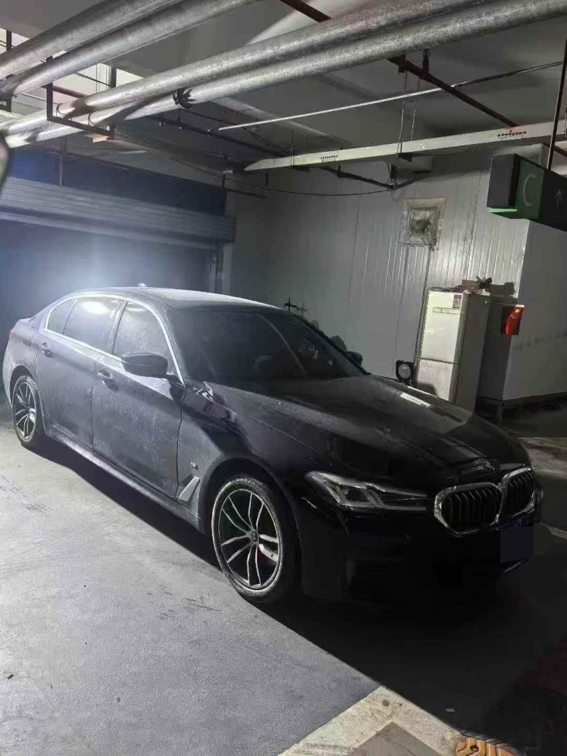 合肥22年宝马5系3