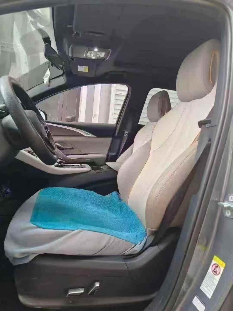 大同24年比亚迪宋5