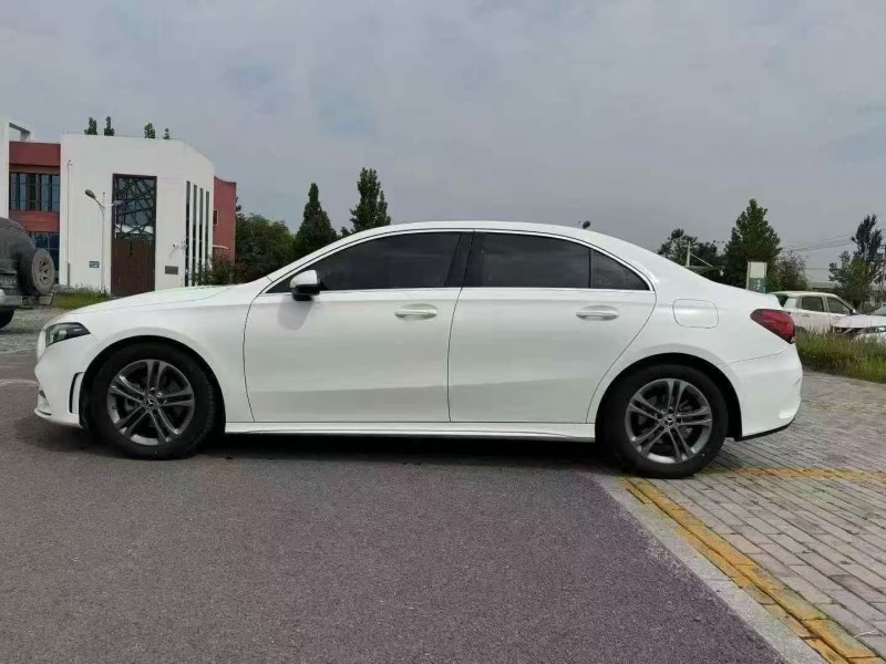 石家庄22年奔驰A6