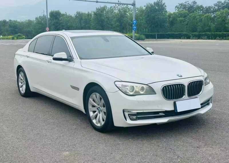 太原14年宝马7系2