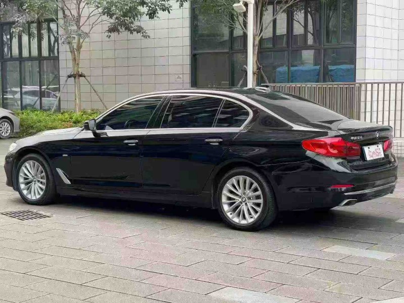 江门18年宝马5系7