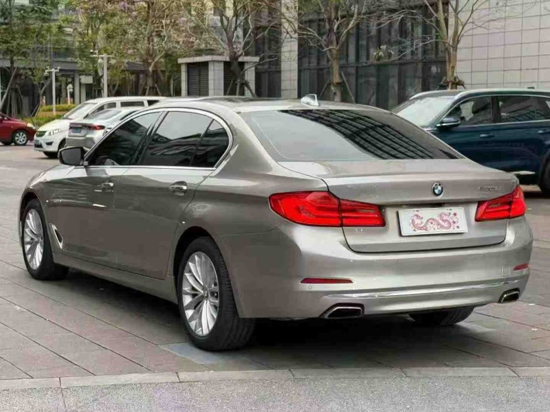 江门19年宝马5系7