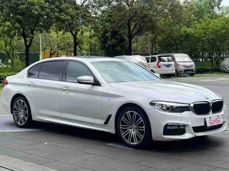 江门17年宝马5系3