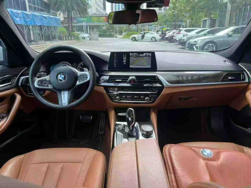 江门17年宝马5系4