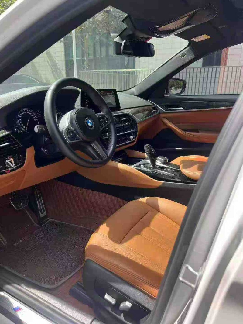 江门17年宝马5系5