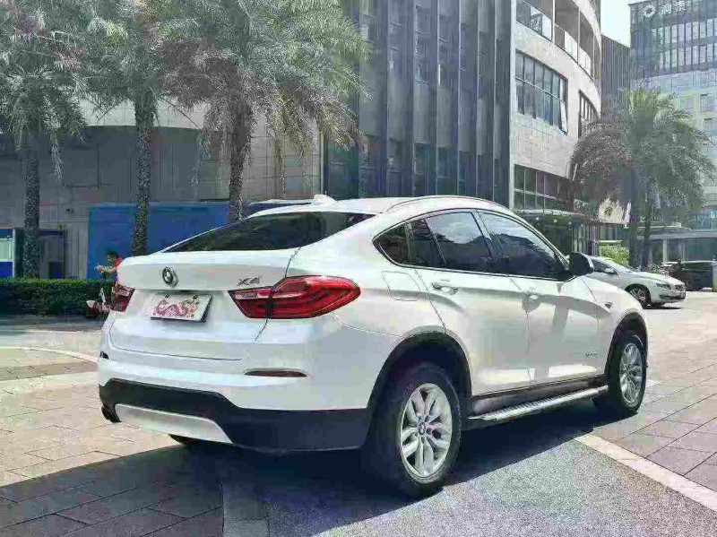 江门18年宝马X48