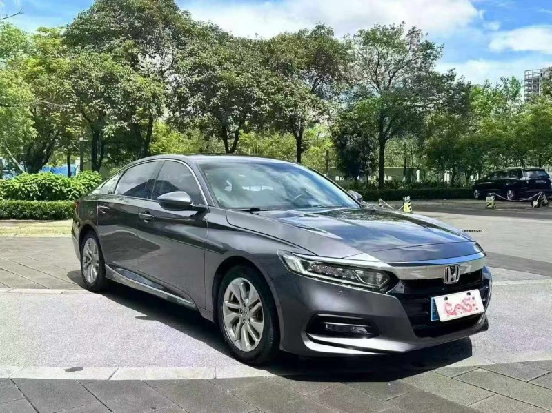 江门20年本田雅阁2