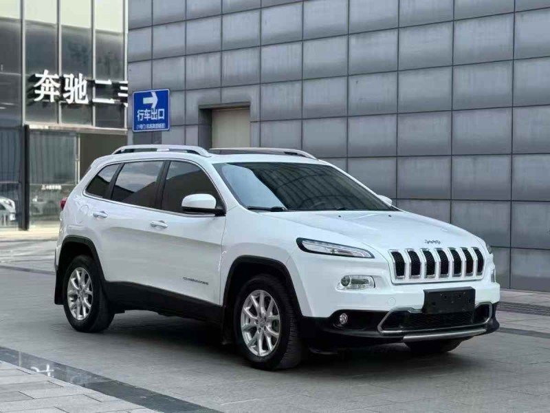 连云港18年Jeep自由光3