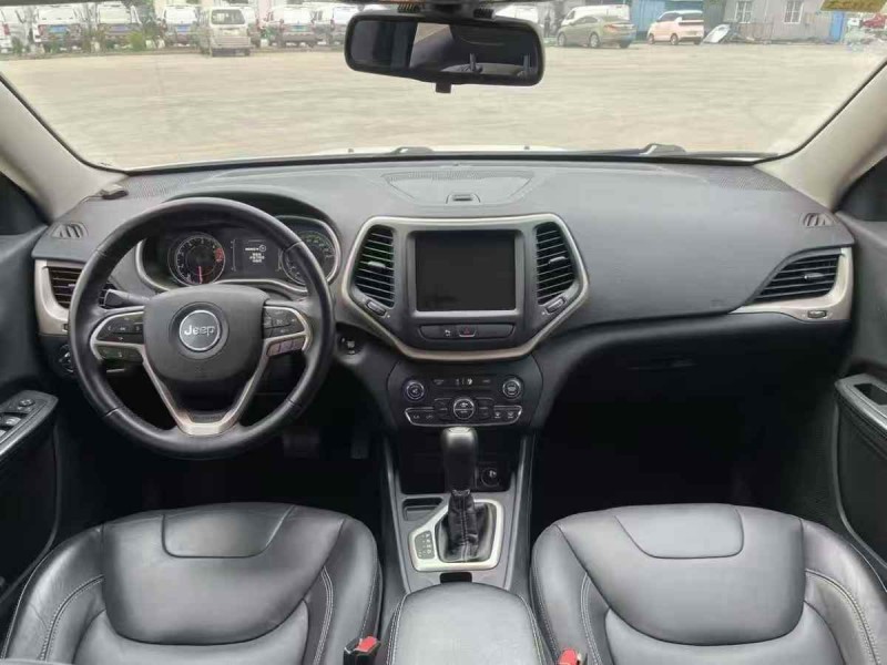 连云港18年Jeep自由光4