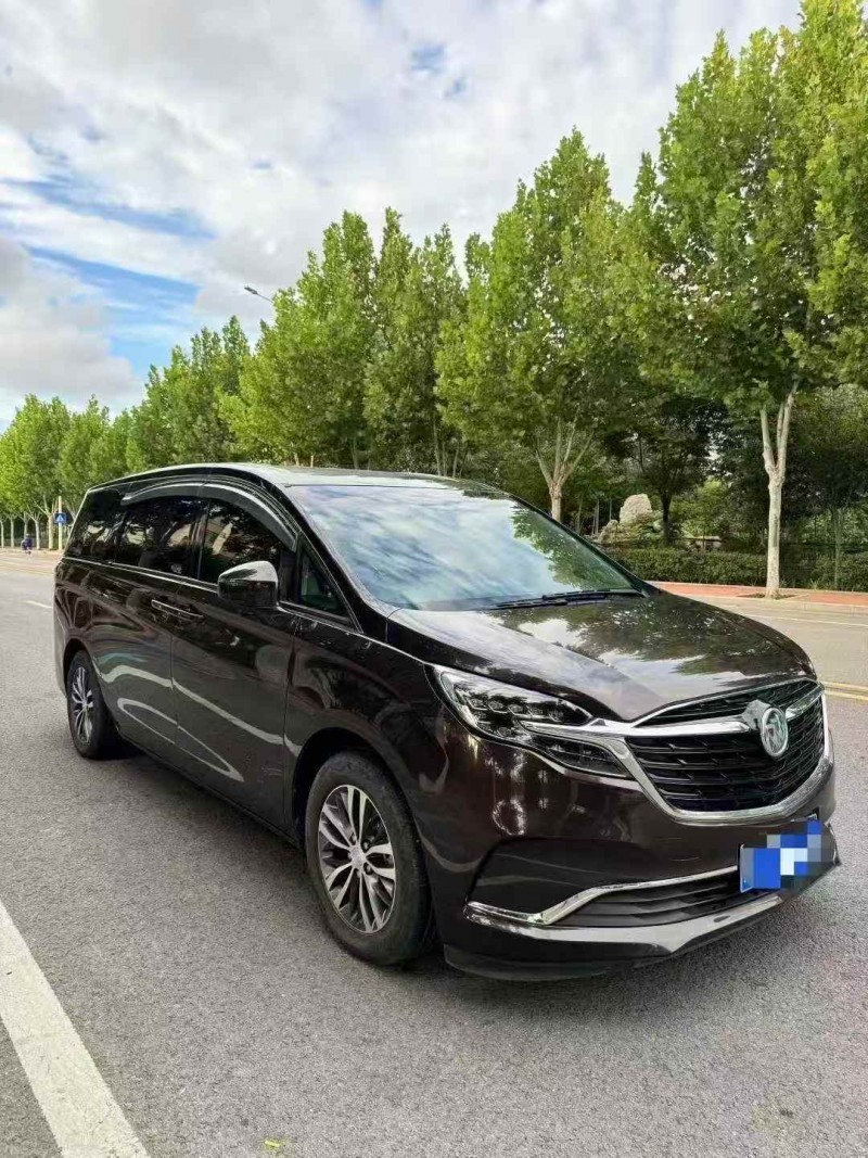 烟台22年别克GL82