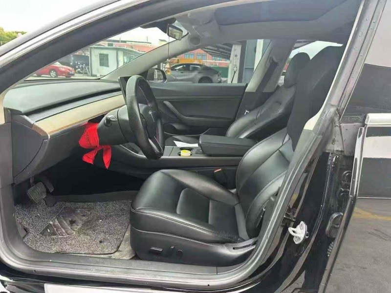 枣庄20年特斯拉MODEL 36