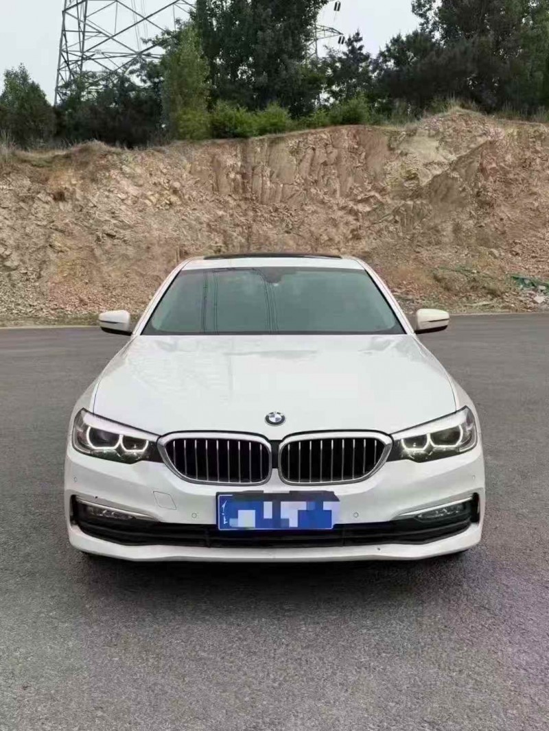 青岛18年宝马5系1