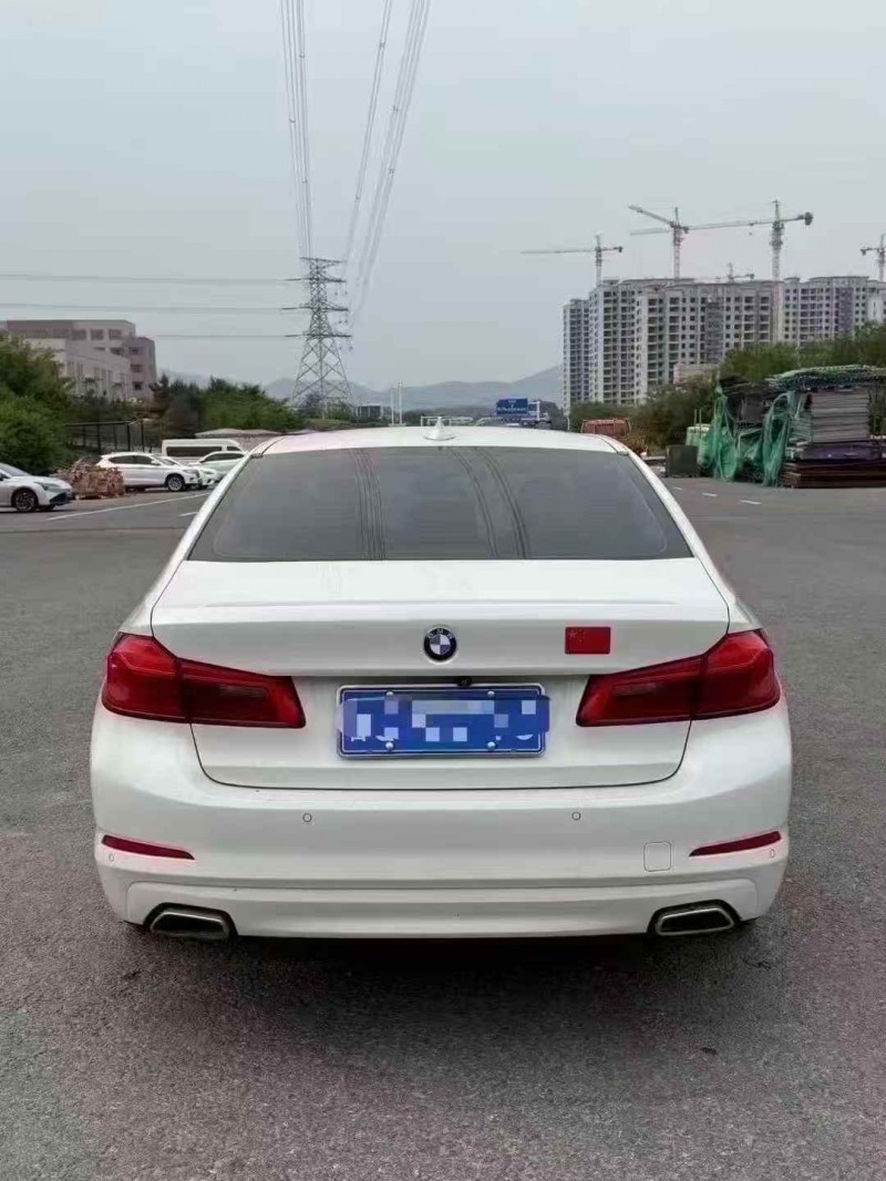 青岛18年宝马5系9