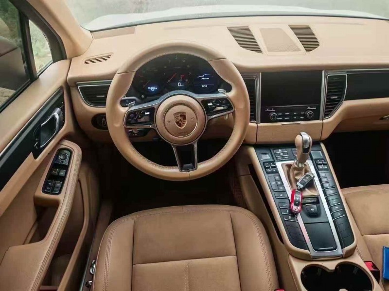 潍坊16年保时捷Macan4