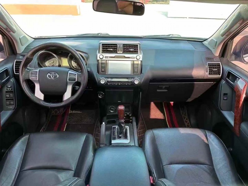 烟台17年丰田普拉多4