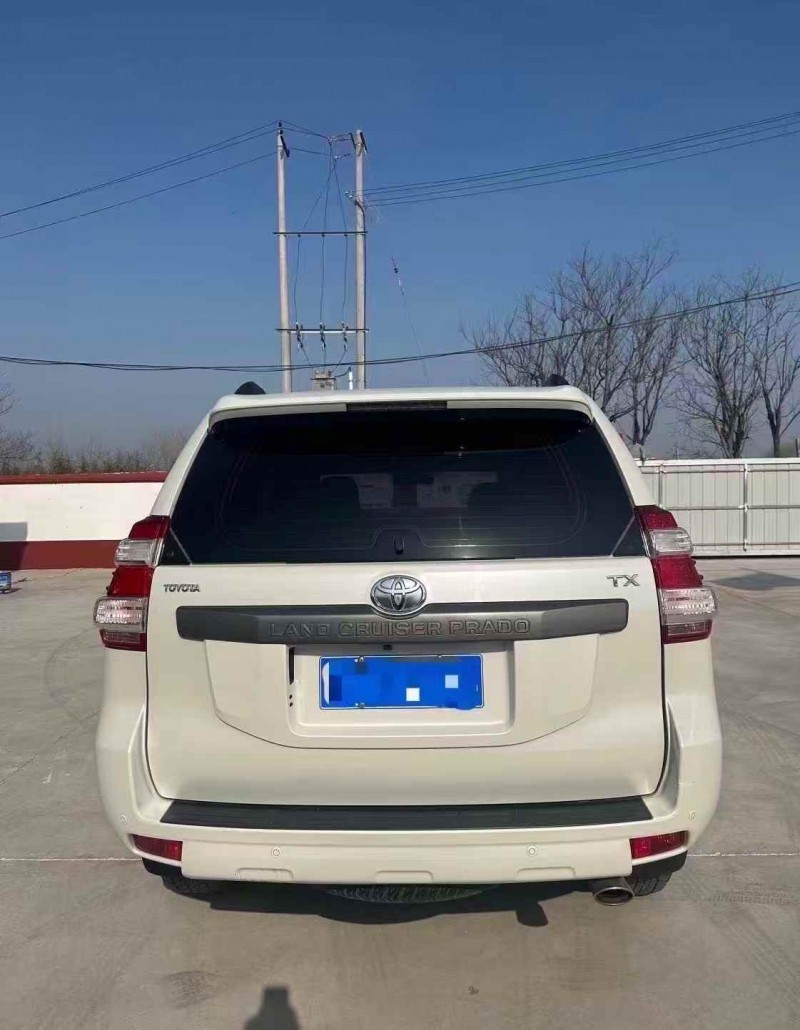 烟台17年丰田普拉多9