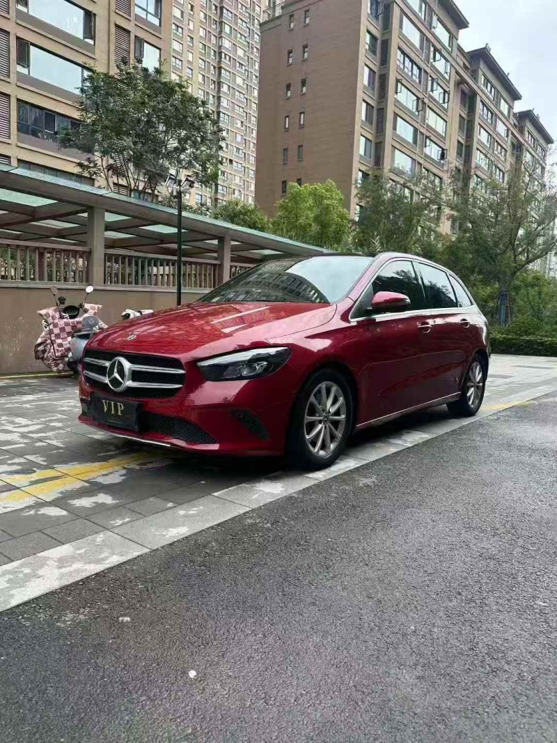 徐州21年奔驰B3