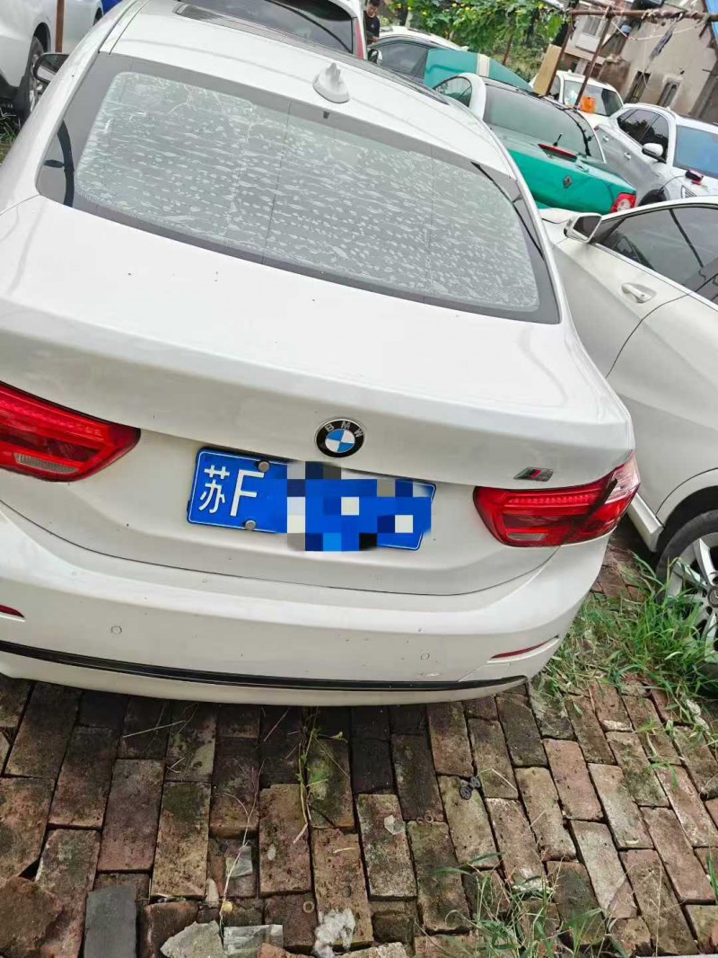 南通18年宝马1系9