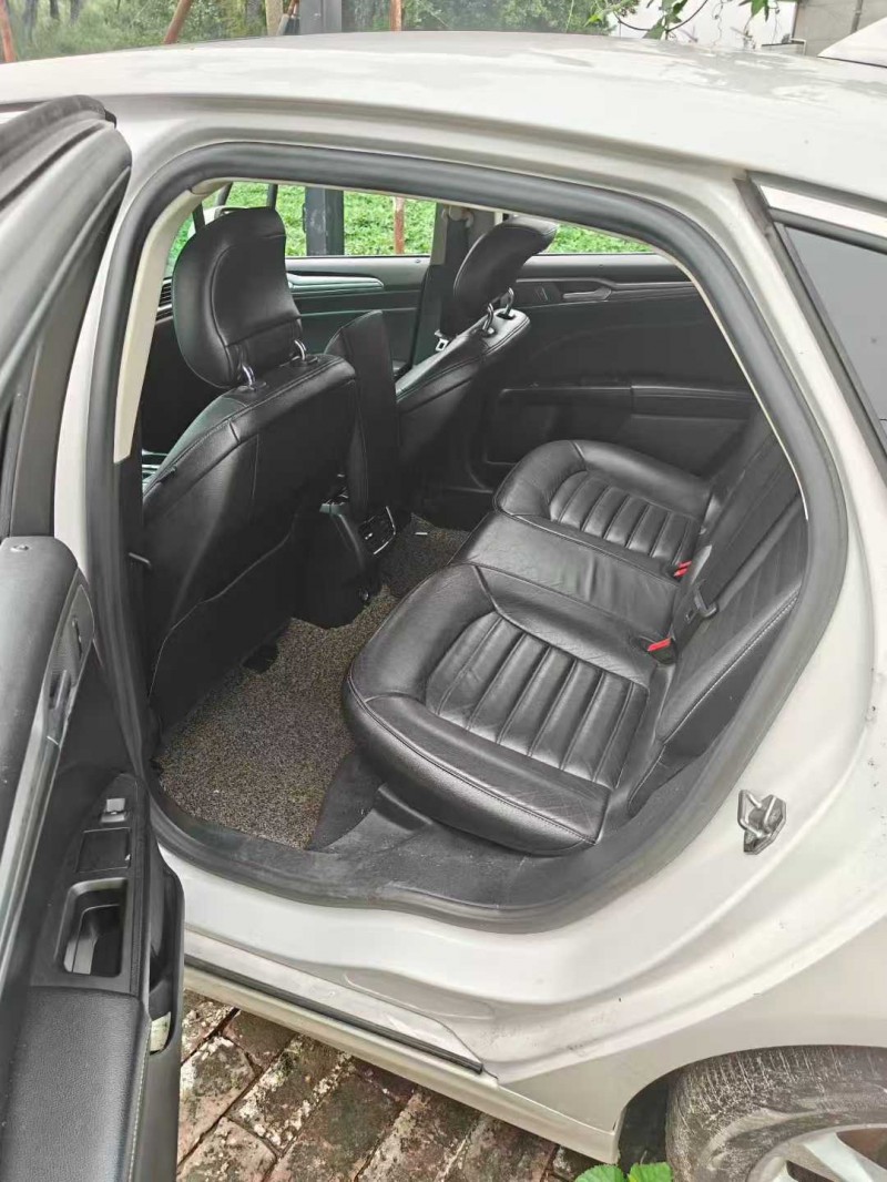 南通17年福特蒙迪欧6