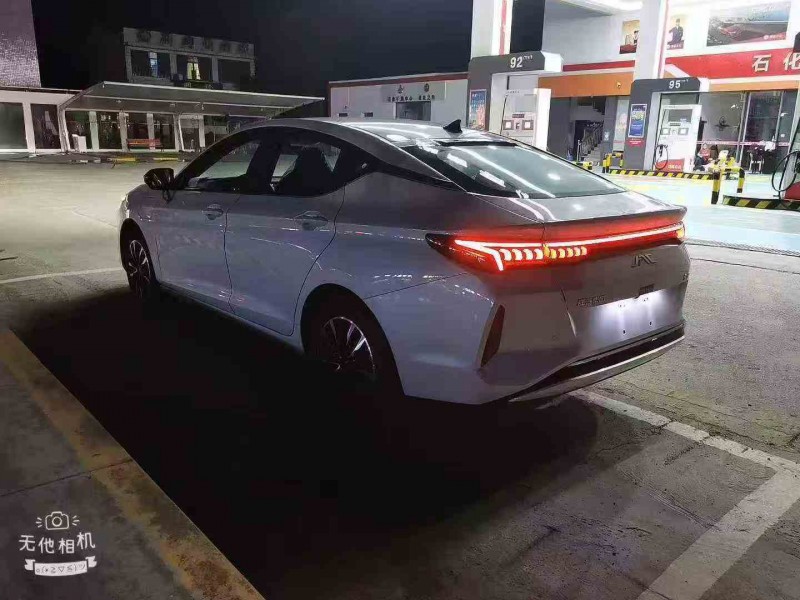 娄底25年江淮爱跑7