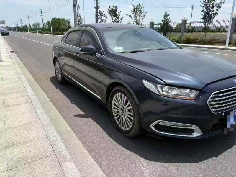 常州17年福特金牛座3