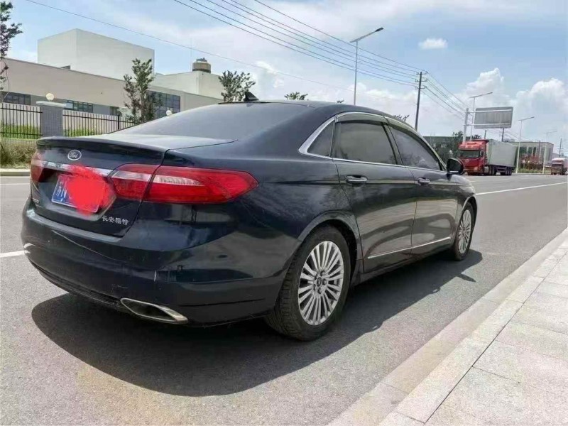 常州17年福特金牛座8