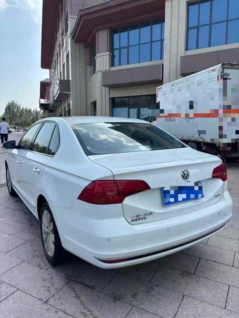 邯郸17年大众宝来8