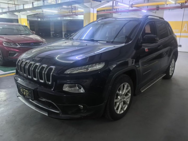 孝感18年Jeep自由光3