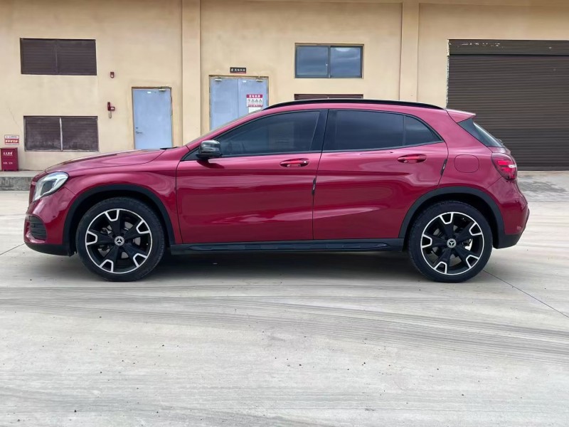 昭通19年奔驰GLA7