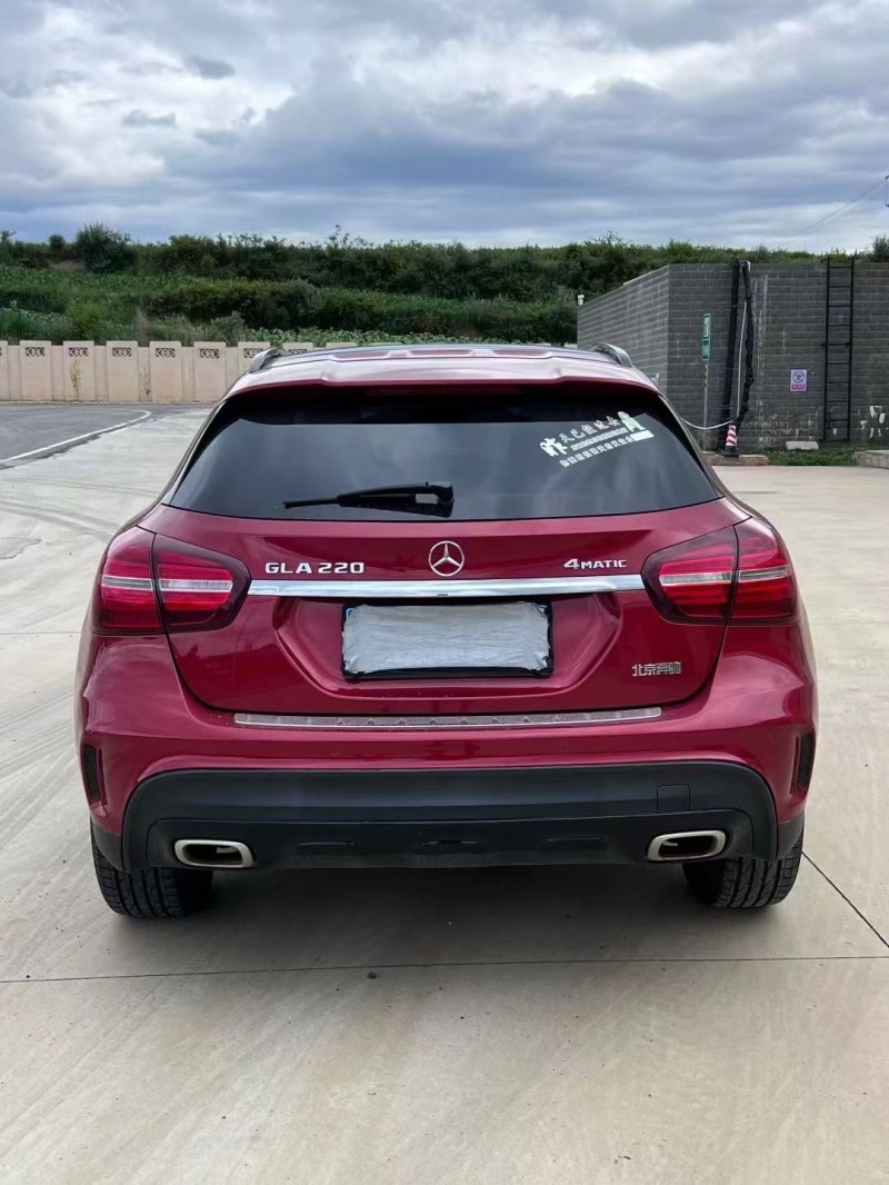 昭通19年奔驰GLA9